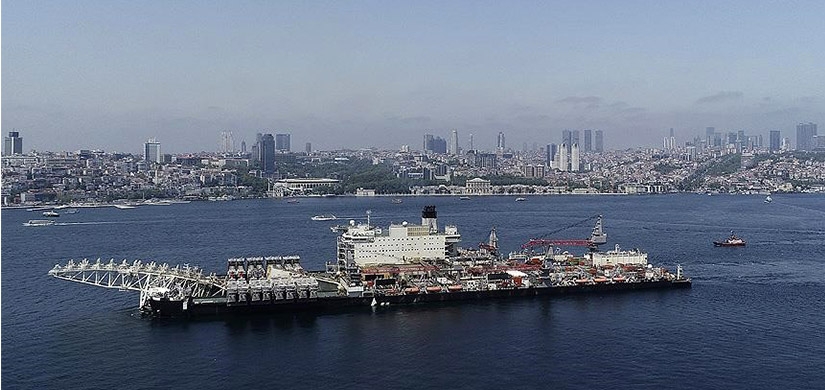 TürkAkım boru hattını dünyanın en büyük gemisi döşüyor