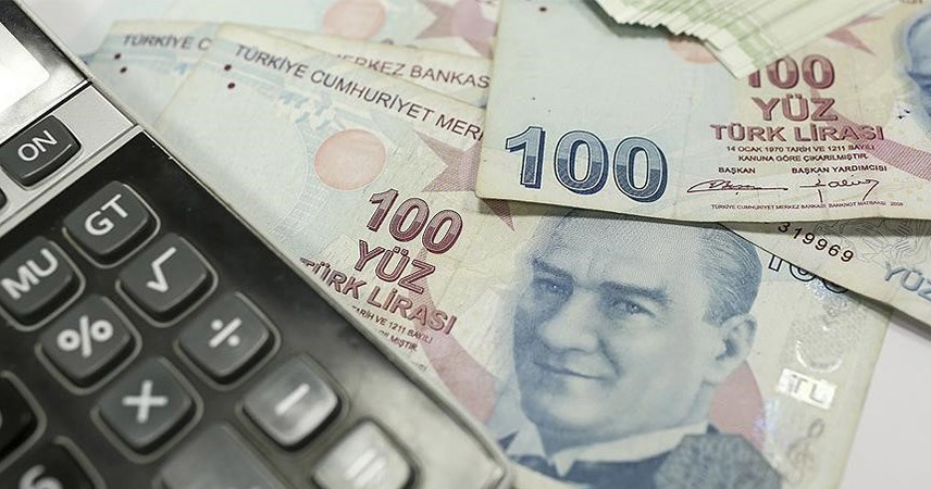 Halkbank konut kredisinin faizini indirdi