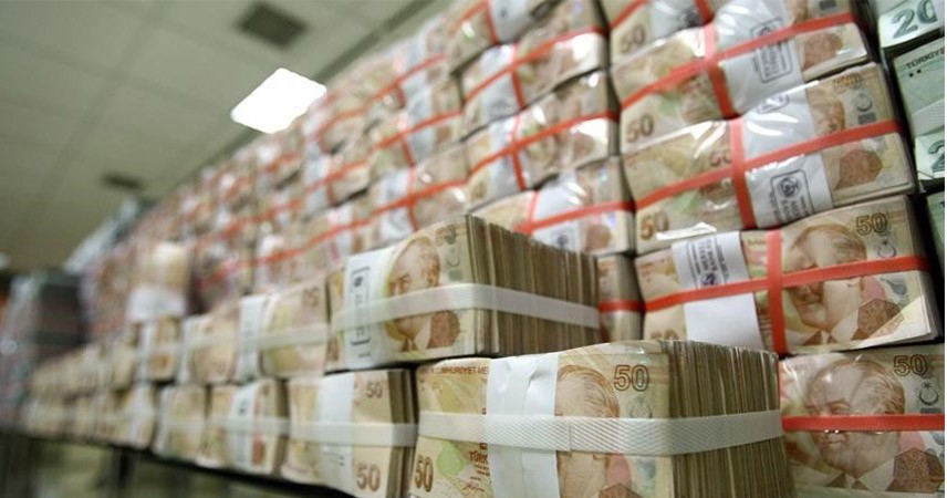 Halkbank kredi faiz oranlarını düşürdü
