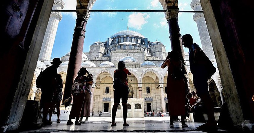 Türkiye'yi 8 ayda 31 milyon turist ziyaret etti