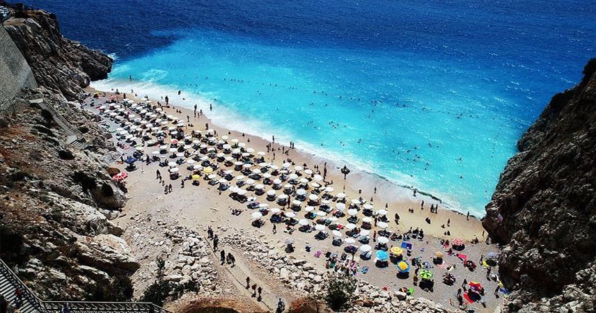 Antalya turist sayısını yüzde 17 artırdı