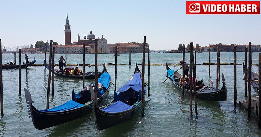 Venedik’te gondola binmek herkesin hayali