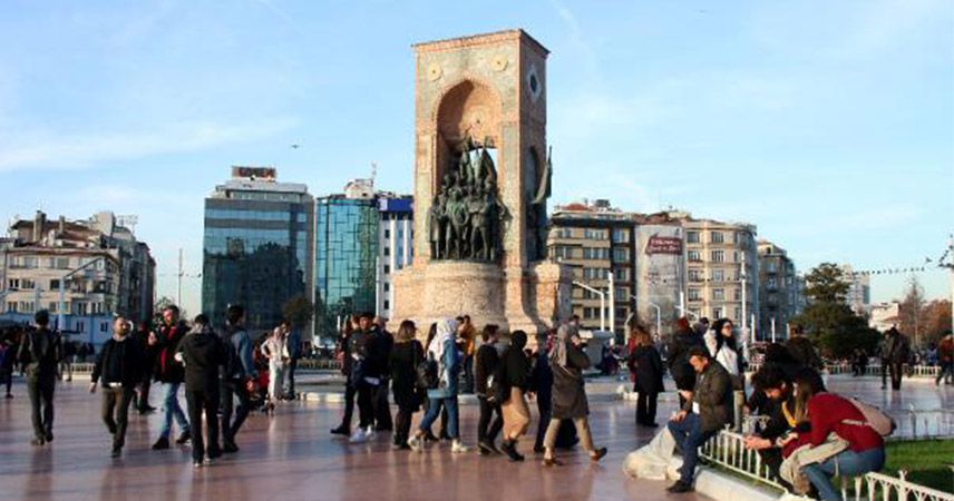 Türkiye, ilk 11 ayda 48 milyon turist ağırladı