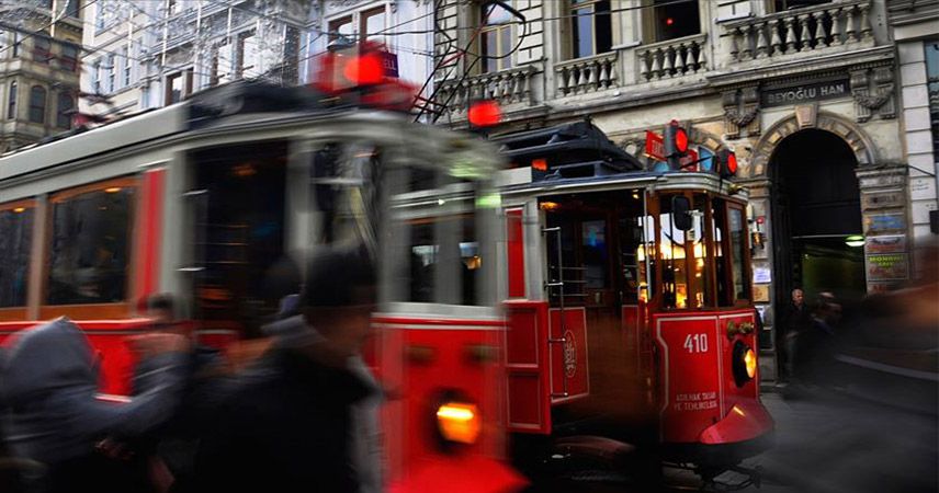 Tünel ve nostaljik tramvay turist çekiyor