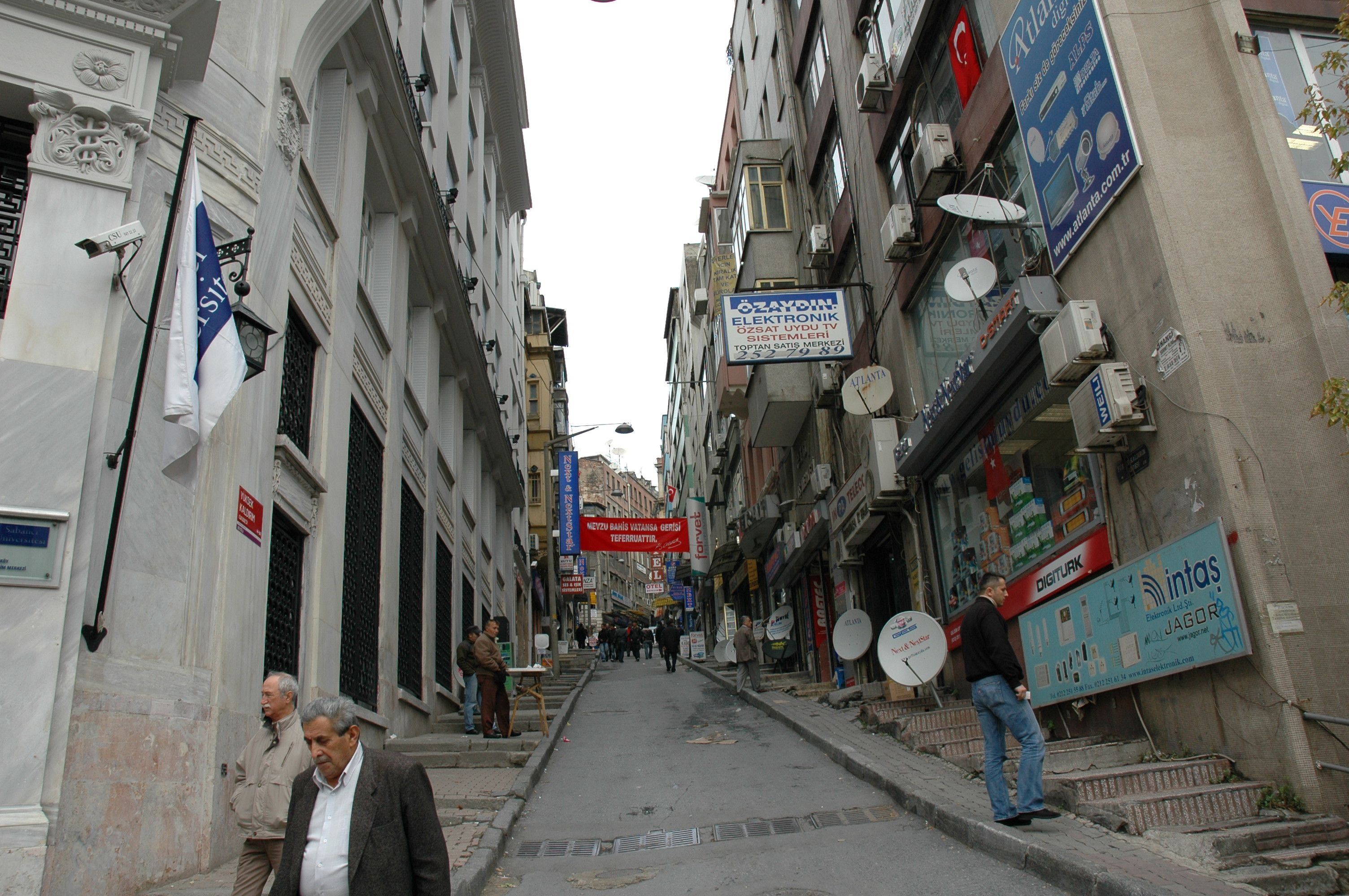 Dünden bugüne değişen tabelacılık