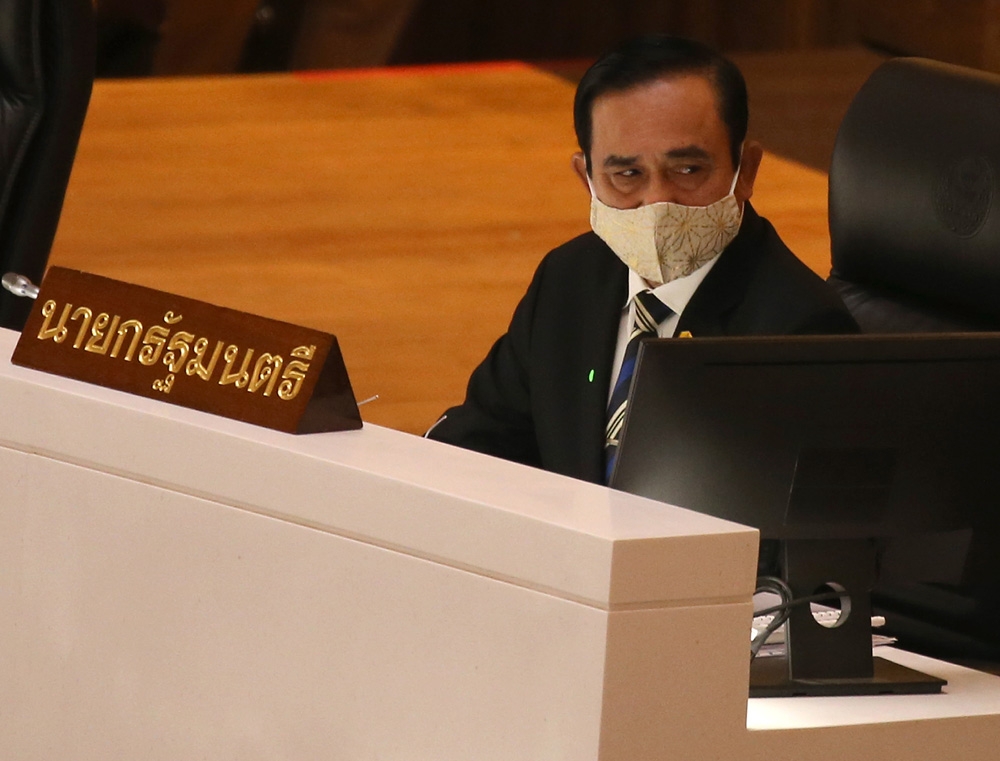 Tayland’da meclis, protestolar arasında anayasal reform tasarılarını onayladı