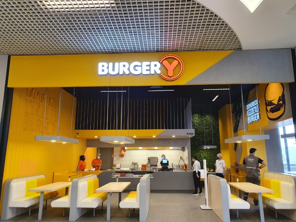 Köfteci Yusuf, Burger Y ile 150. şubesini İstanbul’da açtı