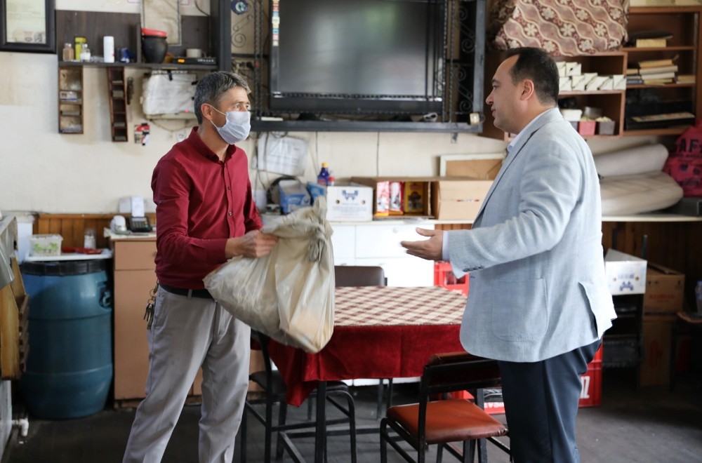 Akhisar Belediyesinden kapanan kahveci esnafına nakit yardımı müjdesi
