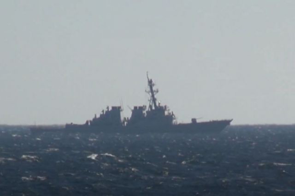 Japon Denizi’nde Rus savaş gemisi, ABD savaş gemisini uzaklaştırdı