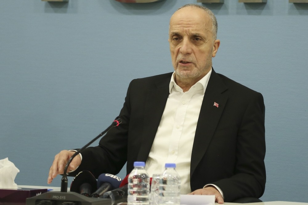 Türk-İş Genel Başkanı Atalay: “İşveren ve hükümetin tebessüm ettirecek bir rakam getireceğini umut e