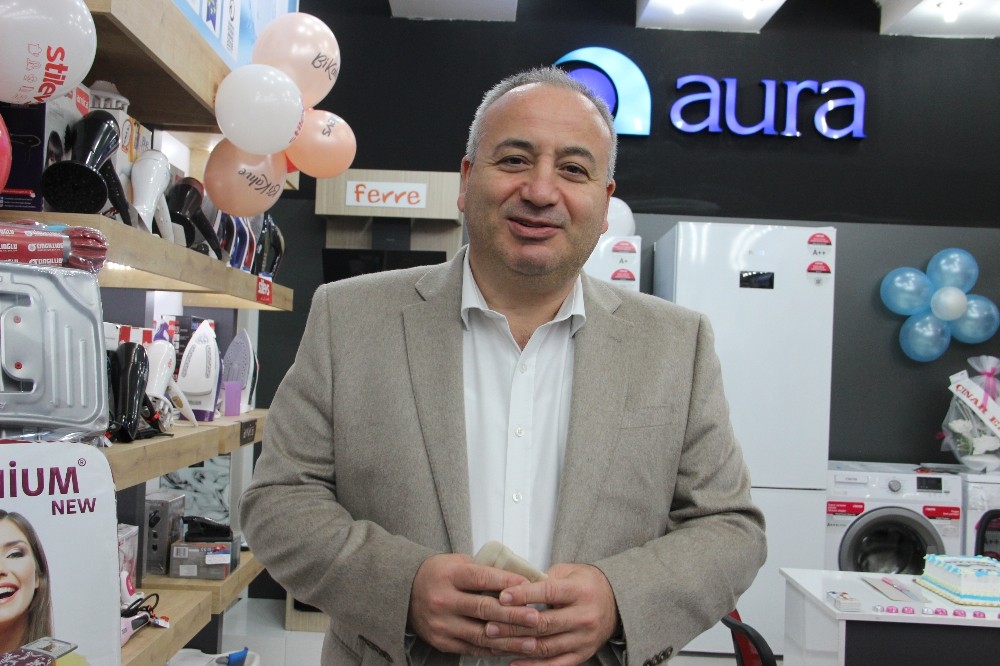 İhlas Mağazası 102’nci şubesini Turgutlu’da açtı