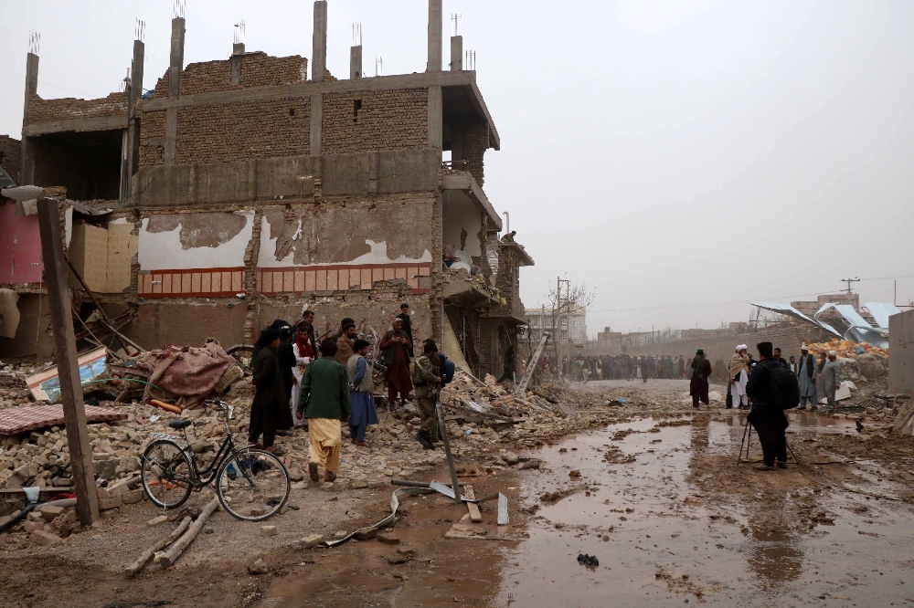 Afganistan’da polis karakoluna bombalı saldırının bilançosu netleşti: 7 ölü, 51 yaralı