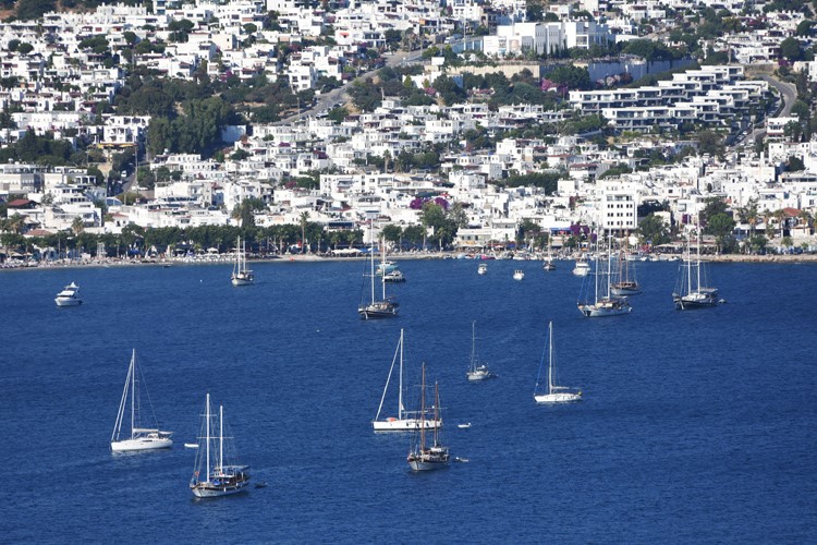 Bodrum'da yatlar sadece gezi için değil konaklama için de tercih edildi.