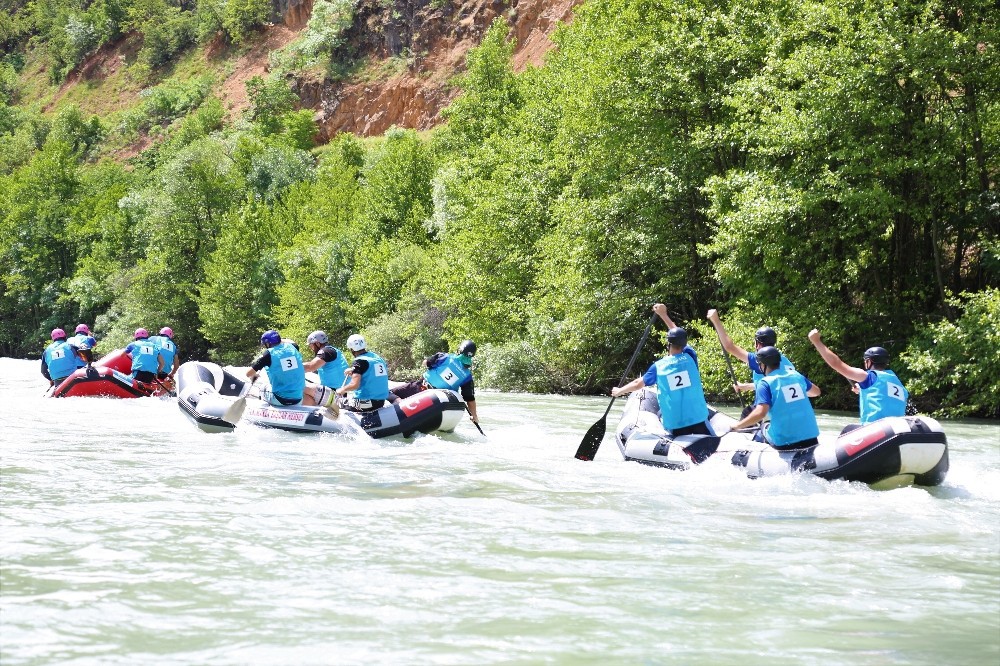 Tunceli Valiliği, şampiyonanın sorunsuz geçmesi için geniş güvenlik önlemleri aldı.