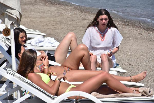 Ve son olarak yabancı turist sayısı 2018'de 46 milyon 112 bin 592 kişi olarak açıklandı.