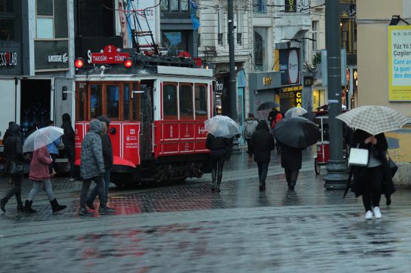 Buna göre, kamuya vergilerle ortak finansman sağlama konusunda istekli olan ülkeler sıralamasında Türkiye 6,6 puanla Almanya, Fransa ve İtalya’nın önünde yer aldı.