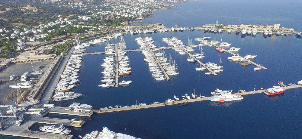 Bodrum Otelciler Derneği (BODER) Genel Sekreteri Orhan Kavala, AA muhabirine yaptığı açıklamada, 2019 turizm sezonunun geçtiğimiz yıldan daha iyi geçeceğini söyledi. Yabancı turistte iyi bir artış beklendiğini ifade eden Kavala,