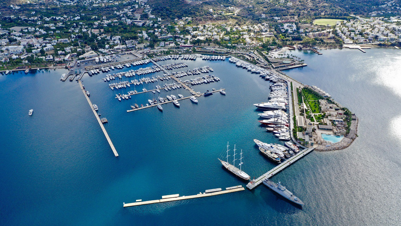 Kavala, Bodrum'a gelen turist gruplarının kendine has özelliklerinin olduğuna işaret etti. Otellerin bu özelliklere göre dizayn edildiğini sözlerine ekledi.