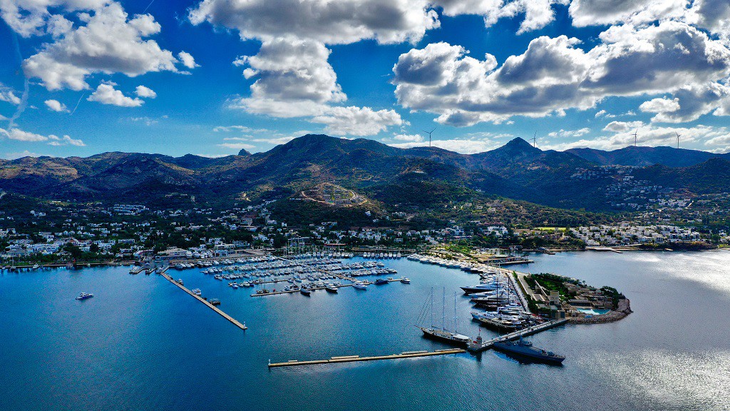 KISKANILACAK SOSYAL MEDYA PAYLAŞIMLARININ YERİ / Bodrum Yalıkavak Marina’nın kendisini görmedim ama methini çok duydum. (Fotoğraf: Bodrum Yalıkavak Marina)