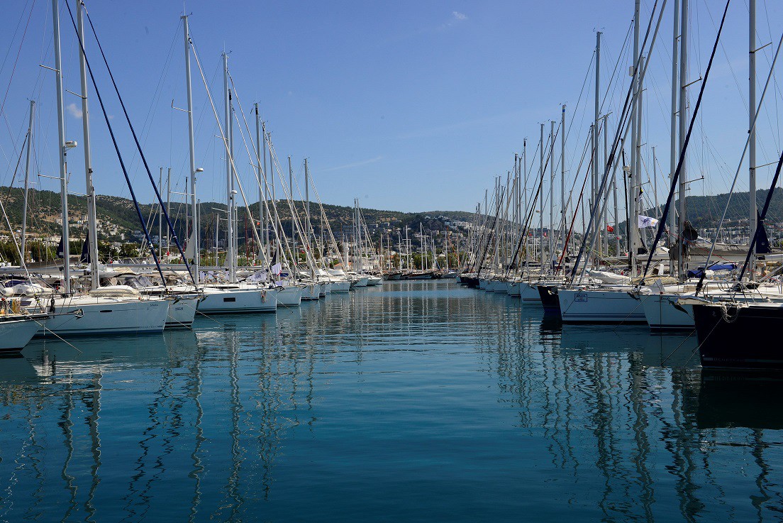 FİNİKE: Setur Finike Marina.
KAŞ: Setur Kaş Marina.
MARMARİS: Albatros Marina-Marmaris, Marmaris Yacht Marina, Netsel Marina Marmaris, Martı Marina-Marmaris.
İZMİR: Levent Marina-İzmir.
ÇEŞME: Çeşme Marina, Setur Çeşme Marina.
(Fotoğraf: Milta Bodrum Marina)