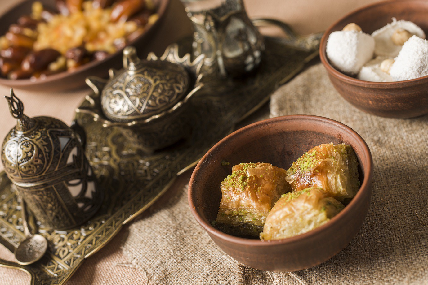 Gaziantep'e baklava yemeye gidip geri dönen var. Mesela eski Yunanistan Başbakanının kimseye haber vermeden Karaköy'e gelip Türk mutfağını tadıp döndüğünü medyada çıkan haberlerden biliyoruz.