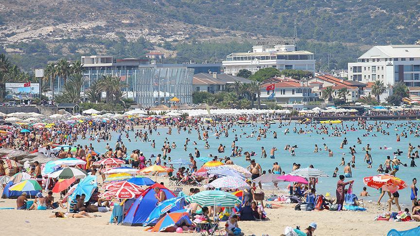 Çıkış yapan vatandaş ziyaretçi sayısında ise yüzde 17,13 (1.597.288) değerinde bir artış kaydetti.