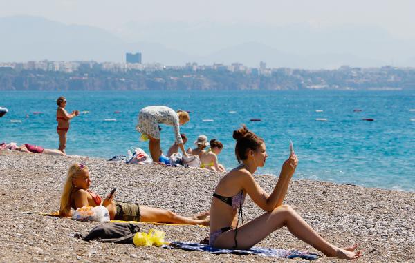 Turist sayıları geçen yılın aynı ayına göre yüzde 16,67 arttı.