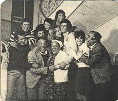 Tartışma büyür.