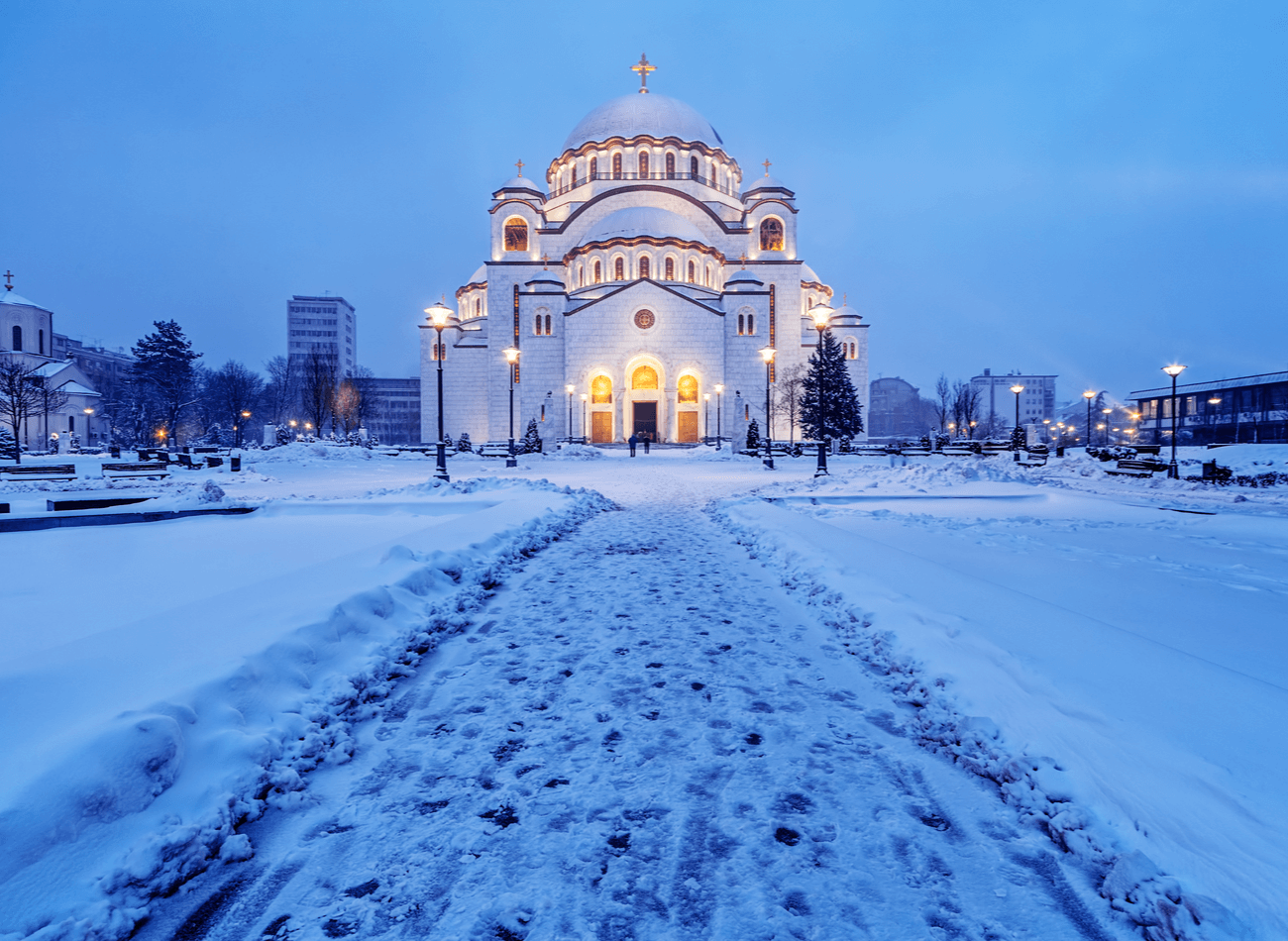 SIRBİSTAN-BELGRAD / Kış aylarında turizmin biraz azaldığı ve kalabalık olmayan şehrin güzelliğinin ortaya çıktığı bu zamanlarda Belgrad’ı ziyaretinden memnun kalabilirsiniz. Şehrin ucuz bir yer olması ise yılbaşı tatili için Belgrad’ı ziyaret etmek için bir sebep.