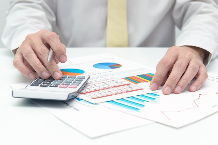YENİ MEZUN YAZILIMCI AYLIK NET MAAŞLARI 3600 LİRA İLE 5250 LİRA ARASINDA
2019 yılı ücret verilerine göre, medyanda, yeni mezun yazılımcı aylık net maaşları 3600 lira ile 5250 lira arasında değişiyor. Ücret artışı planları yüzde 15 ile yüzde 17 arasında değişiyor.