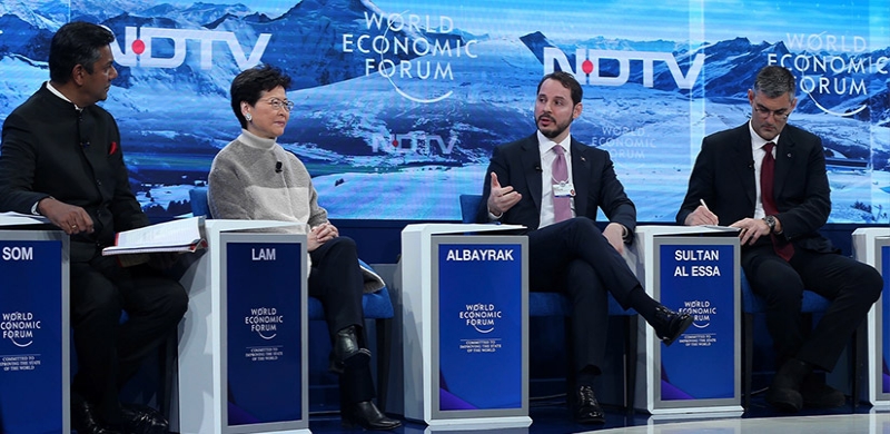 Albayrak Davos'ta Türk ekonomisi anlattı