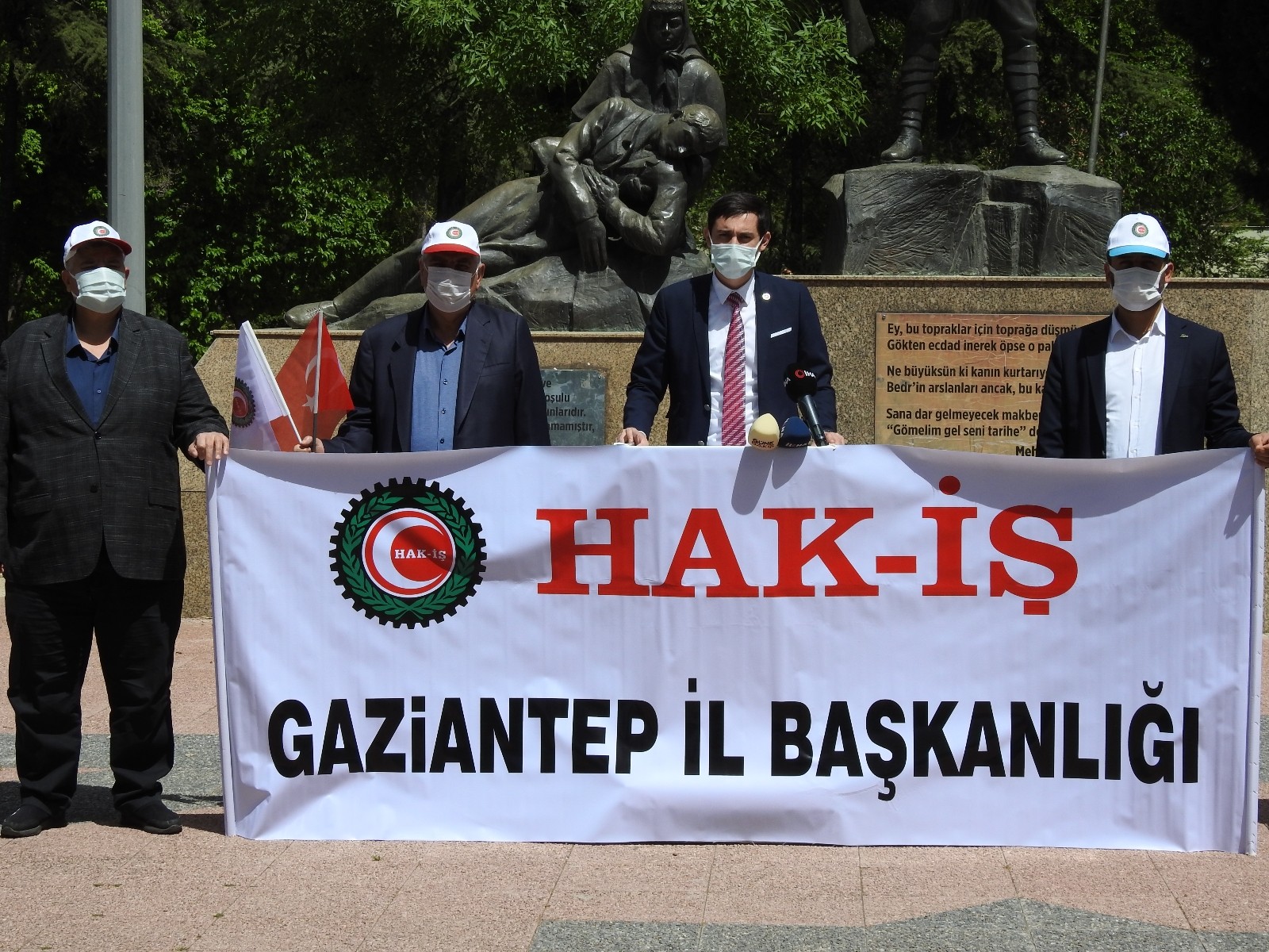 Gaziantep’te sessiz sedasız 1 Mayıs İşçi Bayramı kutlaması