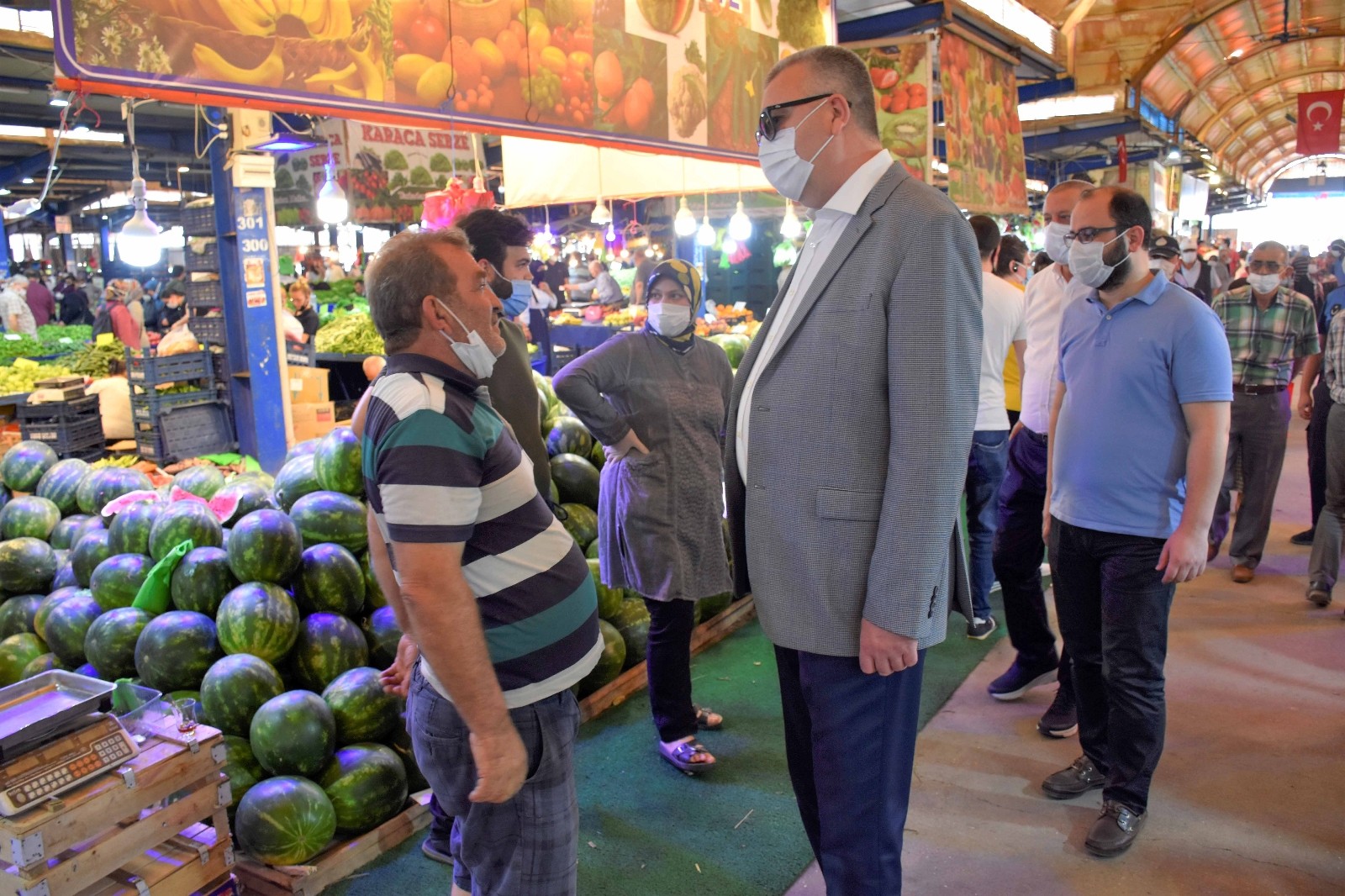 Karacabey’de yeni pazar yeri projesi geleceğe hitap edecek