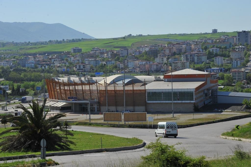 Samsun Büyükşehir Belediyesi eski AVM’yi satın aldı