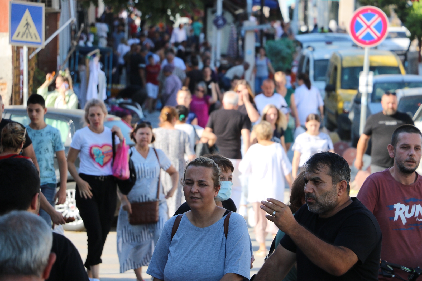 Edirne’ye akın eden Bulgarlar bin Euro harcıyor