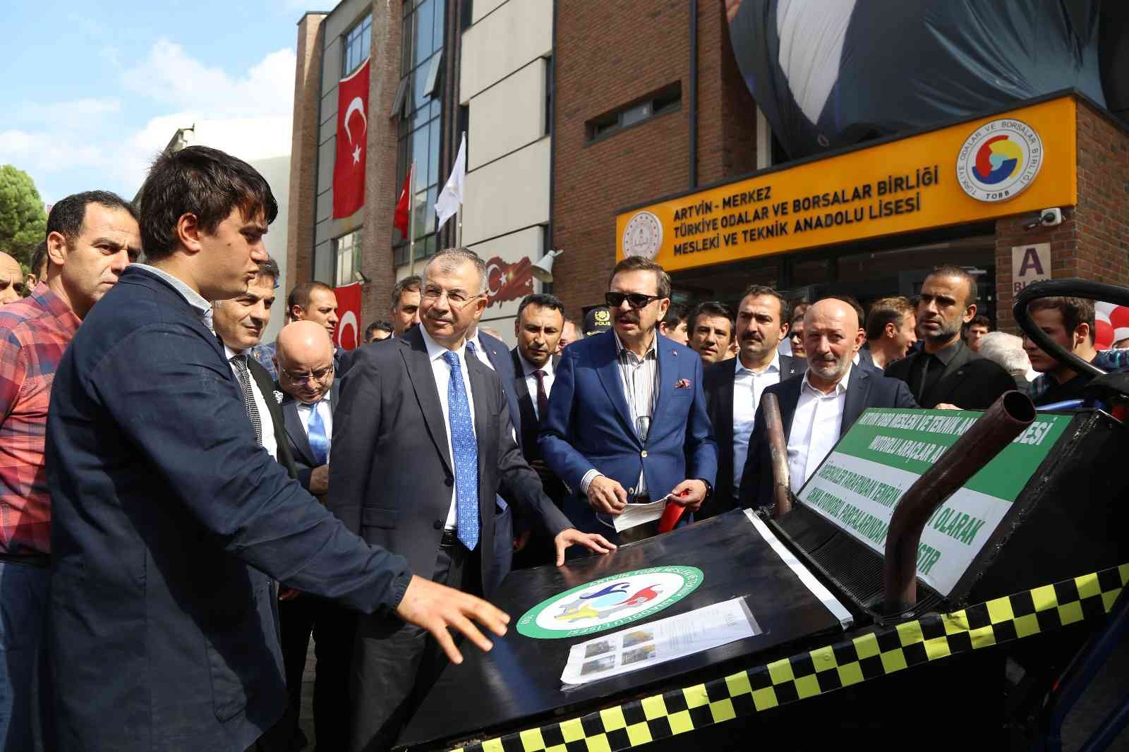 TOBB Başkanı Rifat Hisarcıklıoğlu Artvin’de okul açılışına katıldı
